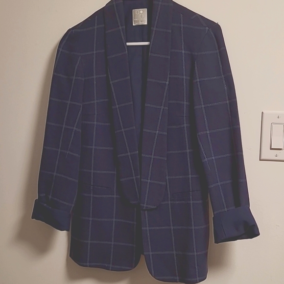 Blue plaid blazer size small - Picture 2 of 2